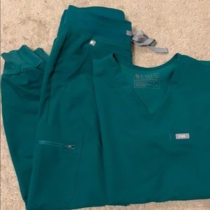 Figs XSP jogger and XS top almost new